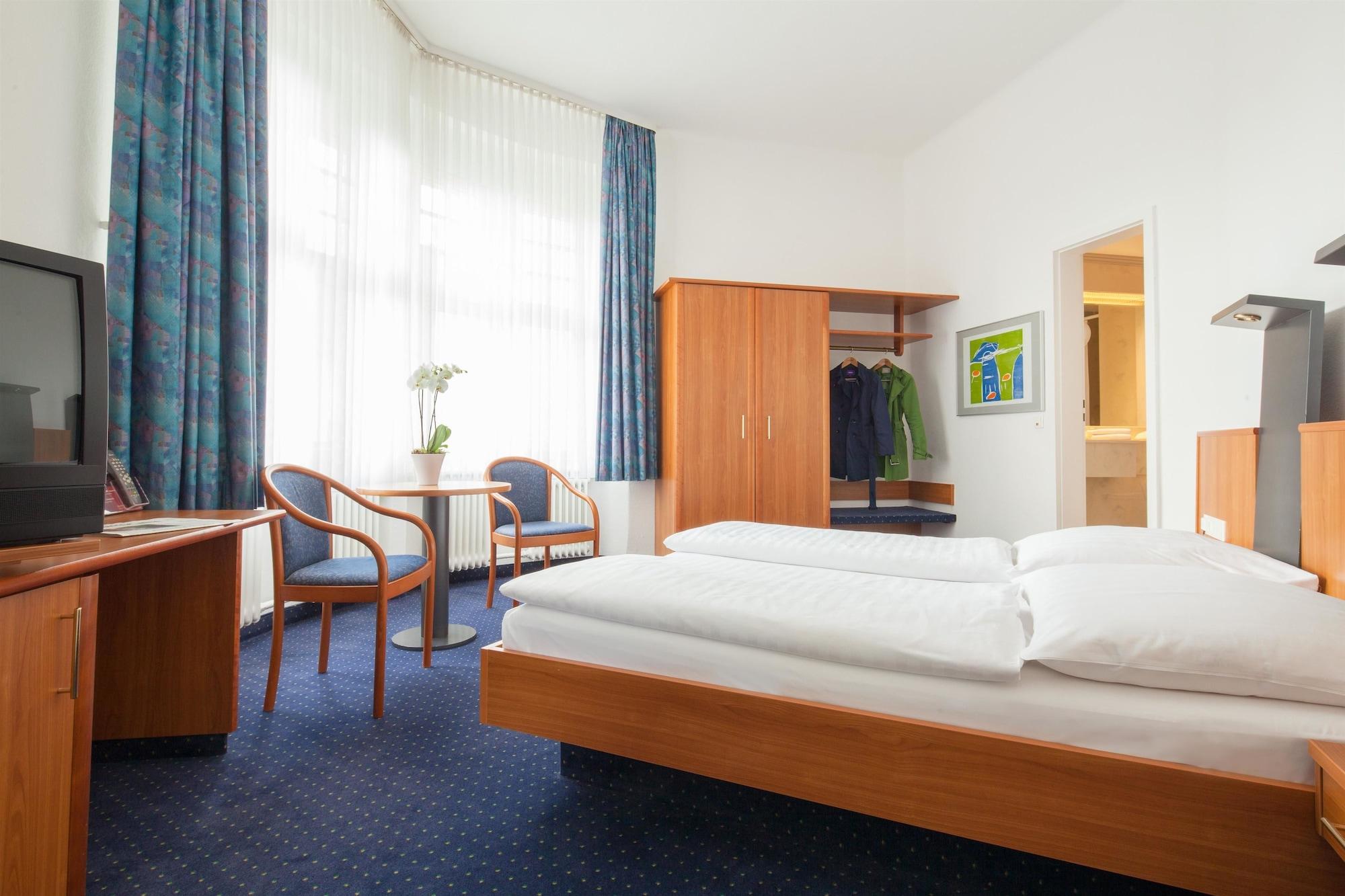 גוסלר Hotel Der Achtermann מראה חיצוני תמונה