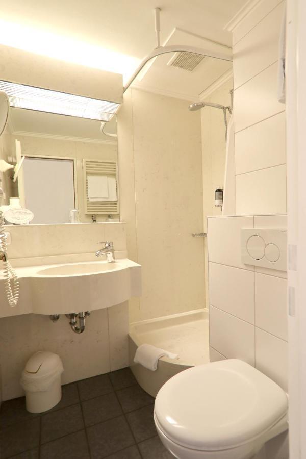 גוסלר Hotel Der Achtermann מראה חיצוני תמונה